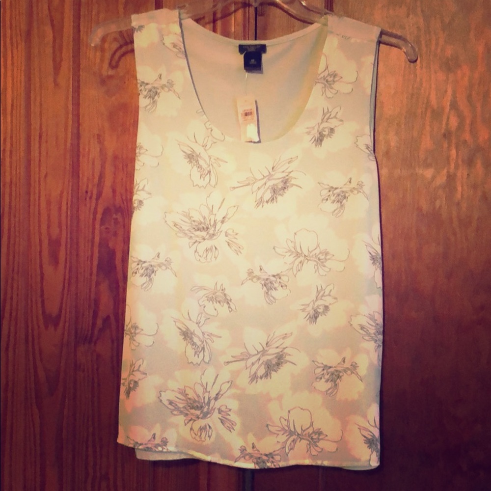 Ann Taylor women’s shirt